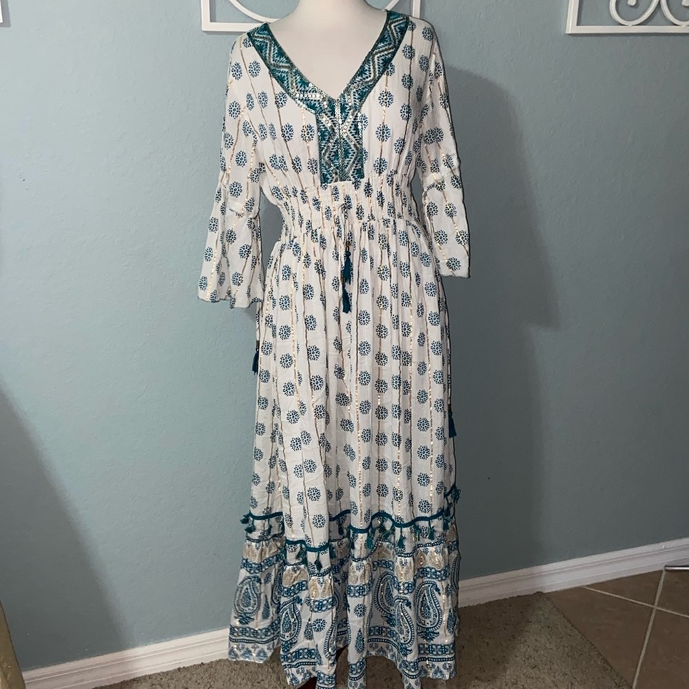 Like new Me 2 Magic paisley Maxi Dress Sequins Tassels Gold Stripe Boho